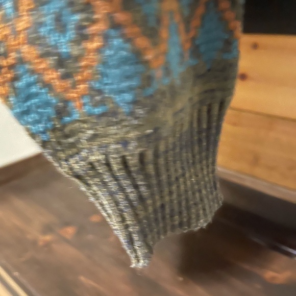 Colorful Patterned Sweaters - Picture 5 of 11